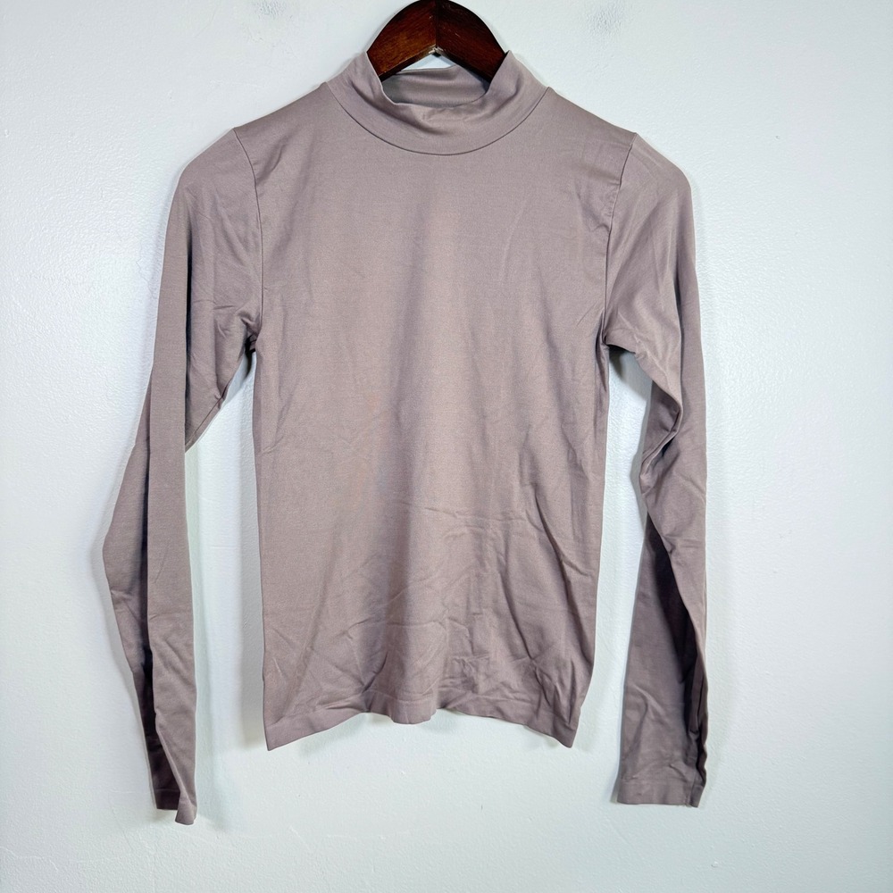 Sunday Best SinchSeamless Mockneck Long Sleeve Top Size Medium Taupe